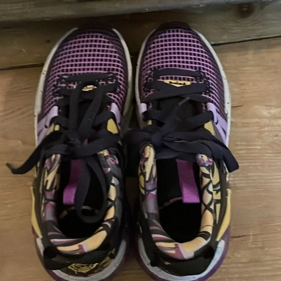 Nike Kids Shoes - Purple and Black - Picture 5 of 6